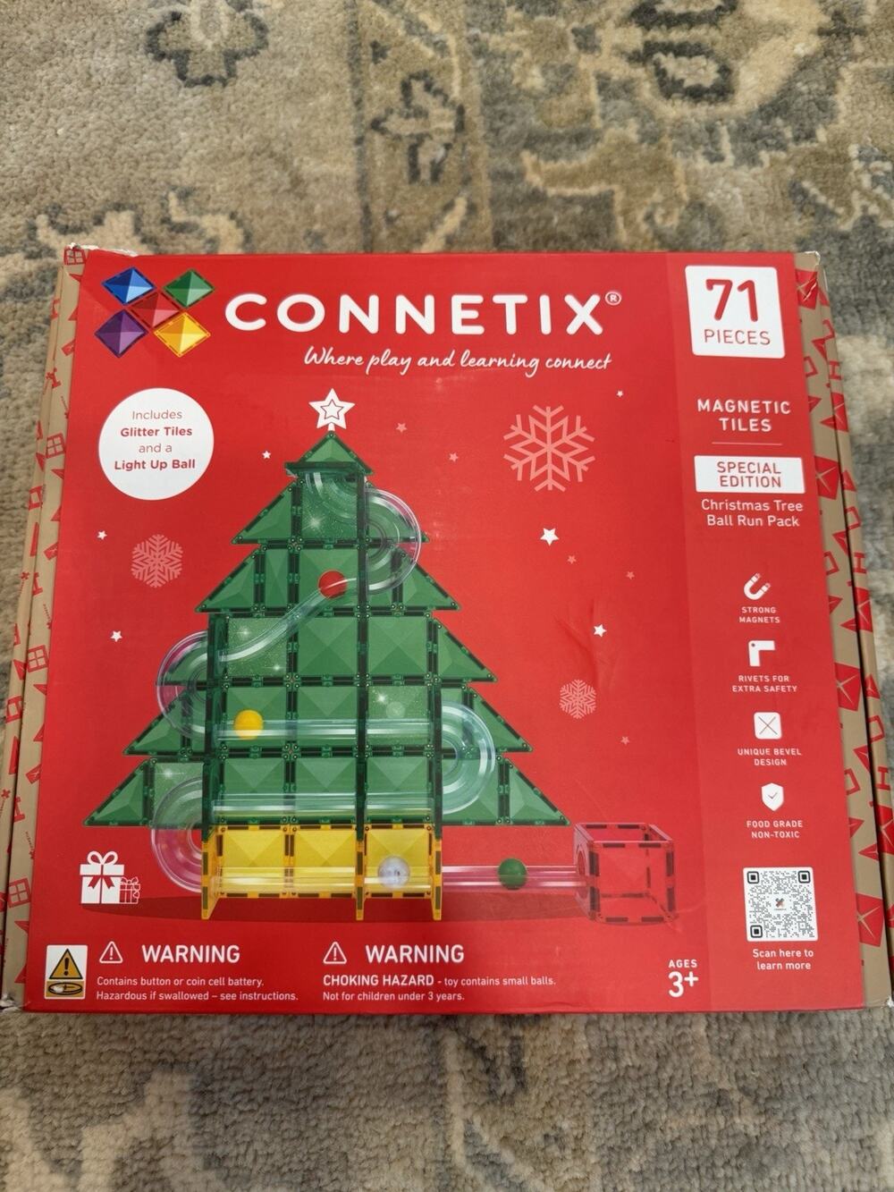 Connetix Magnetic Title Christmas Tree Ball Run 68 Pieces $88